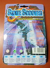 Finger Skate Scooter Die Cast Metal Toy Used/Plastic Bubble Separating From Card