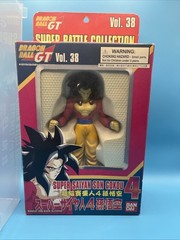 Vintage Bandai DBGT Super Saiyan 4 Son Goku Super Battle Collection Vol. 38