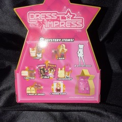 Dress to Impress Mystery Model Lovely Valentine Doll Figure Toy & DLC CODE