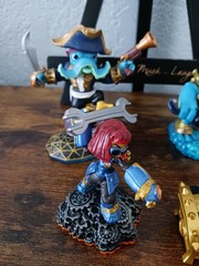 Skylanders Lot: Wash Buckler, Rip Tide, Sprocket & Gold Mystery Chest – Tested