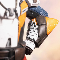 Numskull Destiny 2 Lord Shaxx 10” Statue Bungie Official Game Figure Nib