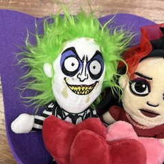 BEETLEJUICE & LYDIA Valentine’s Day 13″ Plush Bouquet 2025 Ruz NEW W/Out Tags
