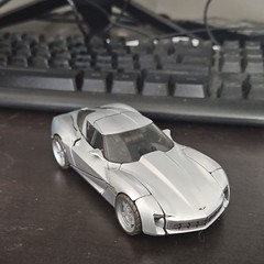 Takara Tomy Transformers Sideswipe Studio Series 78 Autobot Transforming Car