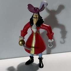 H1 Disney Store – Captain Hook 5”Movable Action Figure Complete With Sword !!!!!