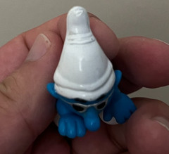 Kermit The Frog The Muppets Vintage (1986) Pvc Toy, and 2 Smurfs