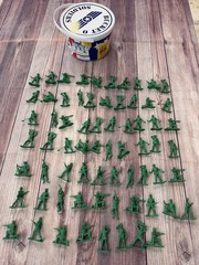 Toy Story Signature Collection BUCKET O SOLDIERS 68/72 Soldiers!