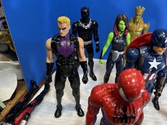 marvel 11 action figures 2010-2019. Hasbro