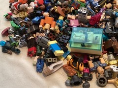 LOT OF 20+LBS OF ROBLOX FIGURES PARTS & PIECES-free shipping