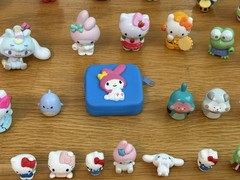 SANRIO Hello Kitty My Melody Mini Figures Lot Keroppi Figurines Miniatures Mix