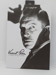 ULTIMATE VINCENT PRICE (BLACK & WHITE) 7″ inch Action Figure Neca