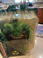 Marvel Select Incredible Hulk Special Collector Edition Action Figure Detailed