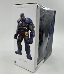 DC Collectibles Darkseid 13″ Deluxe Action Figure Box Has Wear NEW!!