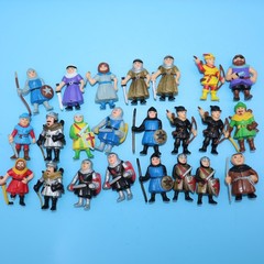 Lot of 23 Vintage Soma Toy figurines -Robin hood series and a few medieval ones