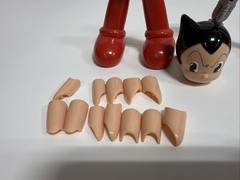 Bandai Astro Boy Build-Your-Own 8″ Action Figure Light-Up Eyes Adjustable