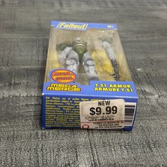 Mega Merge Fallout #T-51 Power Armor Collectible Action Figure New In box￼￼