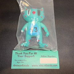 Lucky Cat 13 Designer Vinyl Figure By Artist Vincent Scala Sea Foam/ Mint Green