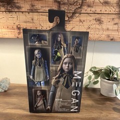 NECA M3GAN Ultimate Action Figure w/ Alternate Heads Hands & Knife