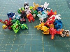 Huge Lot of 20+ Bakugan Battle figures Bundle Mixed Set “SEE PHOTOS”