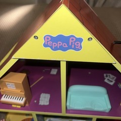 Peppa Pig Wooden Deluxe Playhouse Dollhouse 8 Rooms + 30 Accessories & Figures