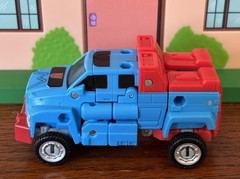 2025 Walmart Exclusive Transformers Deluxe Class Retro G1 Gears COMPLETE