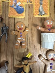 Vtg DreamWorks Shrek Figure Lot Donkey Thelonious Gingerbread Guard Dragon Puss