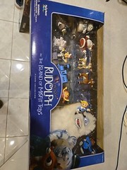 RUDOLPH & The Island of MISFIT TOYS 12 Pc. Figure Collection 2001 Playing Mantis