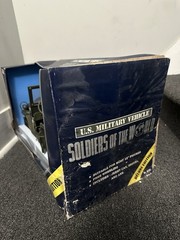 Soldiers Of The World Us Military Vehicle No 98395 NEW (BEAT UP BOX)