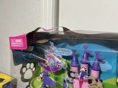 2008 Puppy In My Pocket & Friends Horse Playset! – 23 Pieces! NEW- DAMAGED BOX