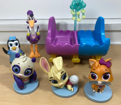 Disney Junior T.O.T.S Tiny Ones Transport Service 5 figures & rocker / crib