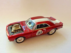 1968 Chevy Camaro RS/SS JOHNNY LIGHTNING Classic Gold Red w/White Stripe