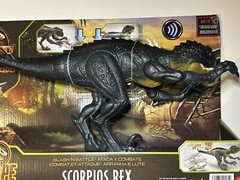 Jurassic World Slash ‘n Battle Stinger Dinosaur Scorpios Rex Figure