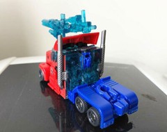 Transformers Commander Optimus Prime Cyberverse Action Figure Toy New in Box
