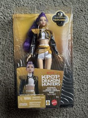 Mattel Kpop Demon Hunters Huntr/x Rumi Golden Singing Doll New In Hand! READ