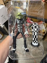 American McGee’s Alice MAD HATTER Figure w/Top Hat EA Games Figure NIB WEAR HTF