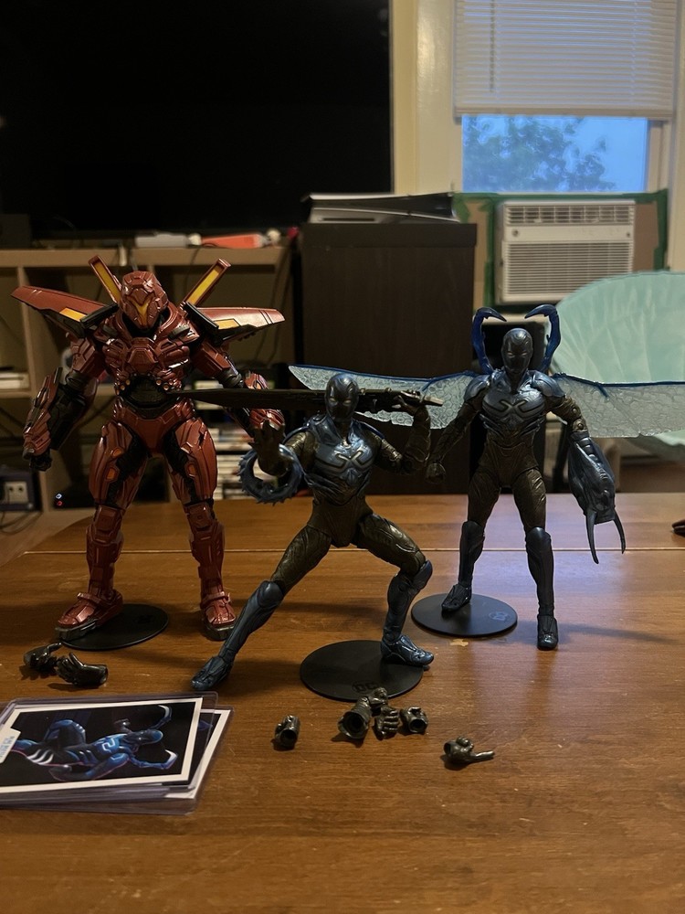 McFarlane Lot Blue Beetle Movie DCEU DCU Blue Beetle Battle Mode Conrad Carapax