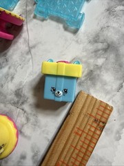 Shopkins Happy Places Decorator’s Pack Party Time Kitty Accessories Lot