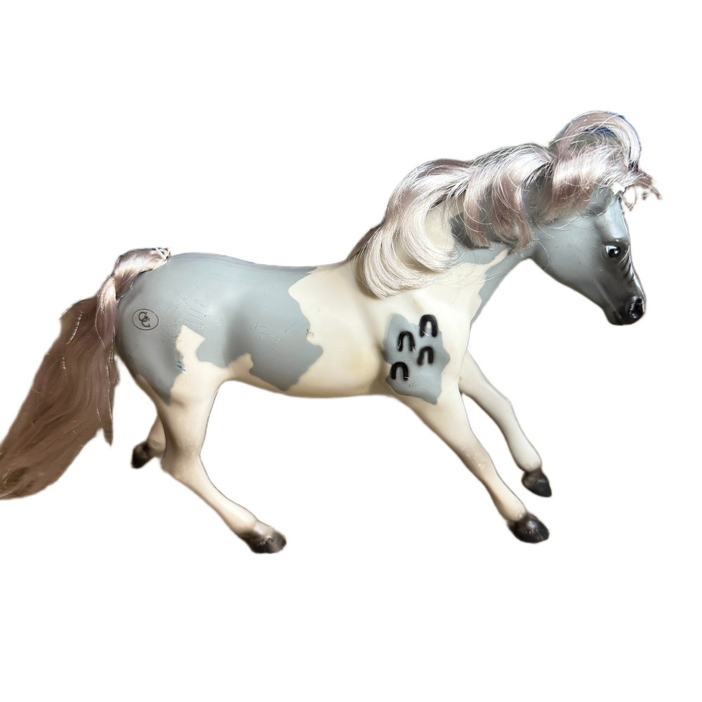 Grand Champion Grey White Pinto Horse Toy Figurine Brushable Mane Tail Horseshoe