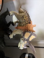 Primal Clash Dino Commander Beast Taming Squad Triceratops Lanard Corps W/saddle