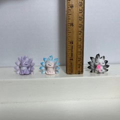 Tu Shan Jiu Wei Hu 9 Nine-Tailed Fox Lot of 6 Six Mini Figures Foxes Pink Purple