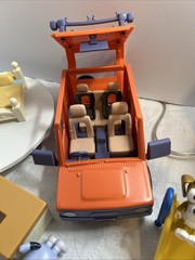 Bluey – Friends & Family Figures, Car, Furniture And Accessories Lot