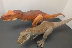2 -Mattel Jurassic Park Tyrannosaurus Rex 22″ 1- Walking/Sound Unbranded