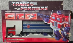 1984 Hasbro Transformers Autobot Commander Optimus Prime Vintage Collectible