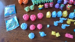 Lost Kitties Figurine Lot – 36 Figures + 33 accessories