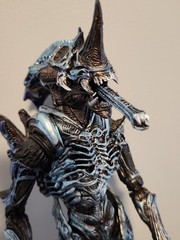 2020 NECA ULTIMATE RHINO ALIEN 11” Loose FIGURE Fox Aliens