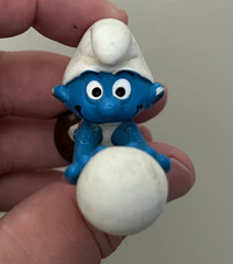 Kermit The Frog The Muppets Vintage (1986) Pvc Toy, and 2 Smurfs