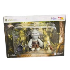 2008 Fable II Qee Top2r Fable Figure Model with Box