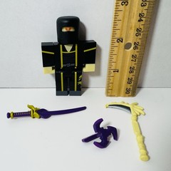 ROBLOX Series 4 Ninja Assassin: YIN CLAN MASTER Figure with Accessories NO CODE