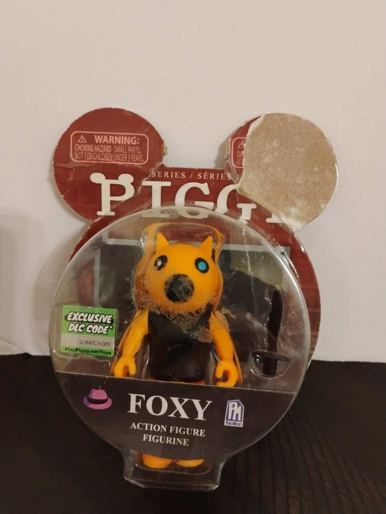Piggy Foxy Action Figure Series1 with Exclusive DLC Code 3.5″ Roblox Game NIB