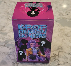 Kpop Demon Hunter Vinyl Doll Toy Rumi Mira Zoi Blind Box 2025 Anime Blue Package