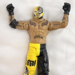 2010 WWE Rey Mysterio Mattel 6″ Wrestling Action Figure Yellow / Black Loose